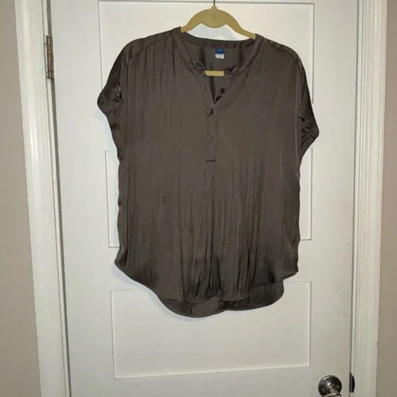 blouse - Picture 2 of 6